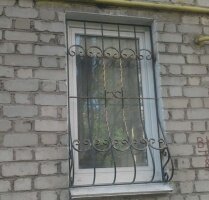 Решетка оконная выгнутая