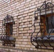 Накладные кованые решетки на окна