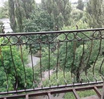 Балконное ограждение с перилами